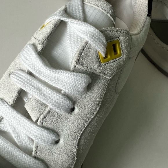 Burberry Suede, Vintage Check and Leather Man’s Sneakers - Picture 10 of 16